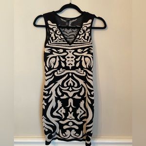 Forever 21 knit dress. Color: black and white. Size: S